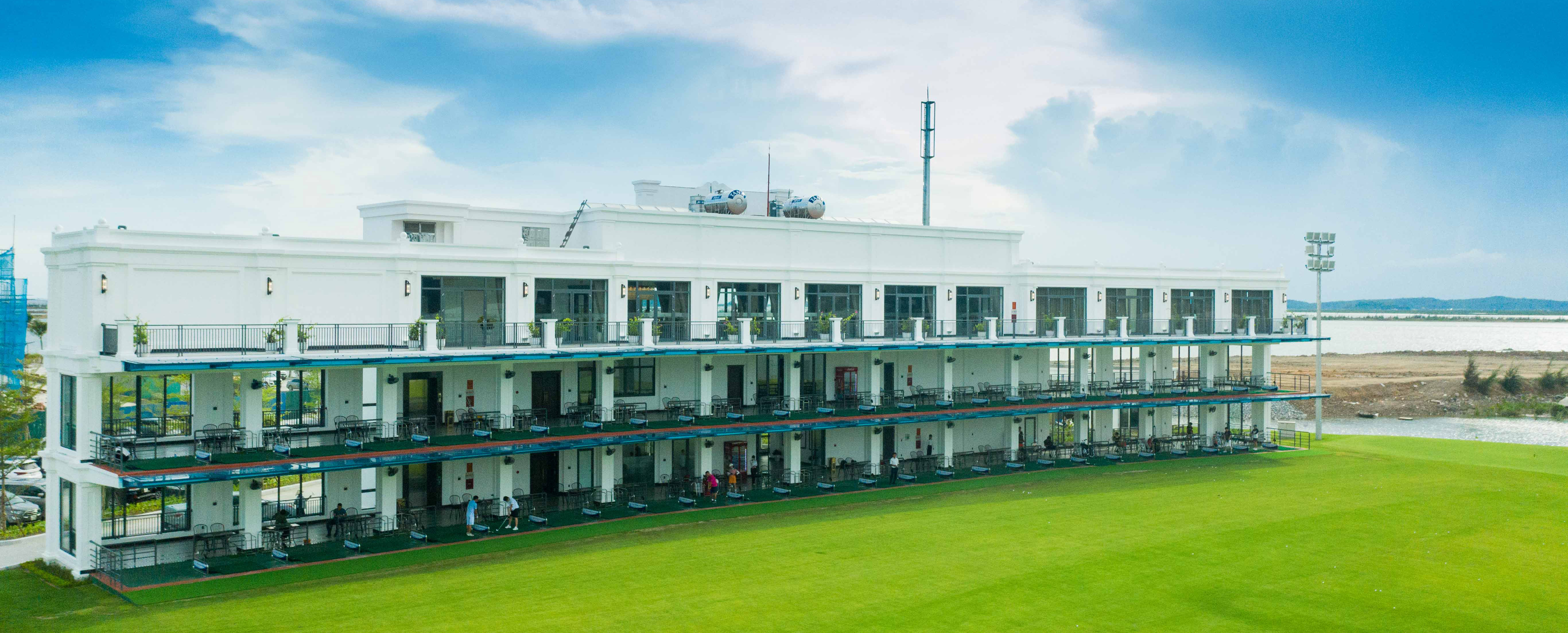 Sân tập golf Tuần Châu